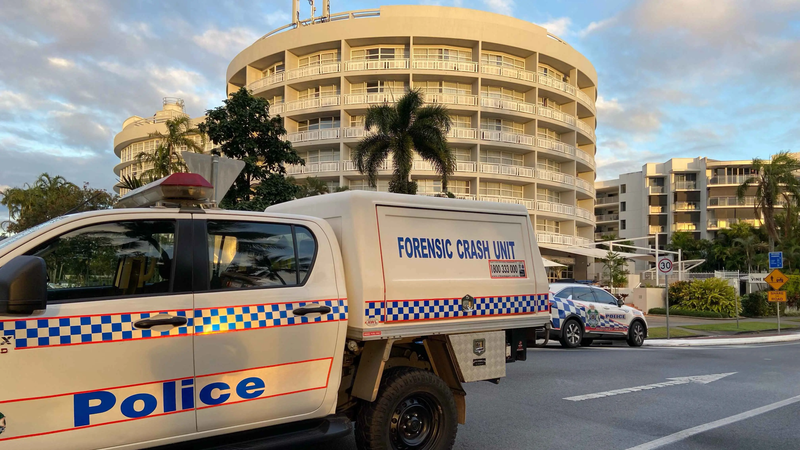 طائرة هليكوبتر تصطدم بسطح فندق في مدينة سياحية بأستراليا