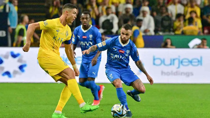 أسطورة الهلال: رونالدو سوف يهز شباك ياسين بونو