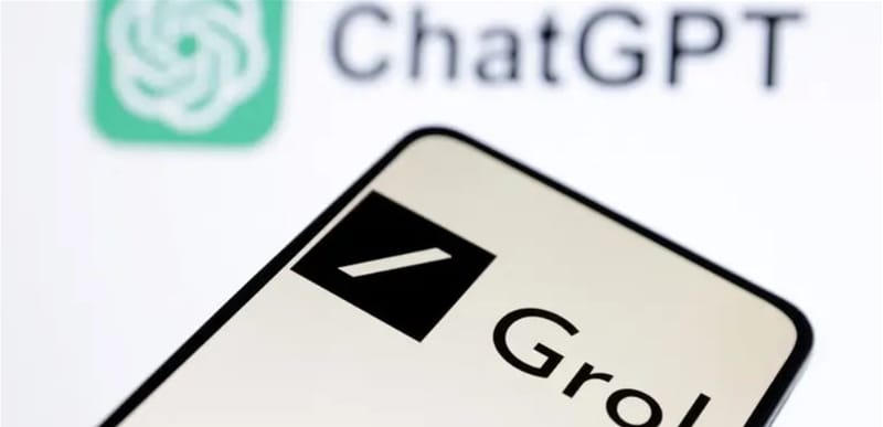 صور مسيئة لشخصيات سياسية ومشاهير في أوضاع مريبة.. روبوت إيلون ماسك يفجر طوفاناً!