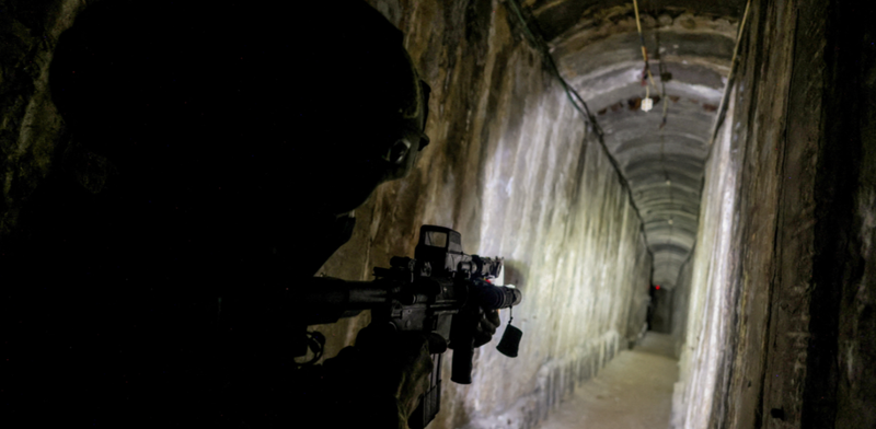 الجيش الاسرائيلي يتحدث عن استعادة 6 جثث لمختطفين من أنفاق غزة