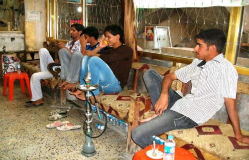 اغلاق "كوفي شوب" واعتقال 11 متهماً بينهم ثلاث فتيات في بغداد