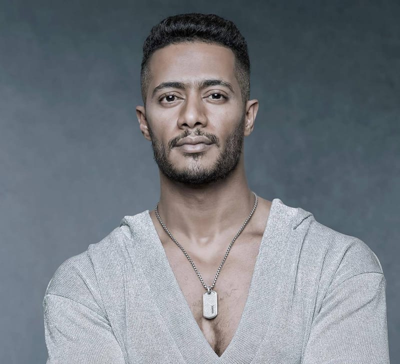 أشرف زكي يعلّق على طلب شطب محمد رمضان من النقابة بسبب أغنية