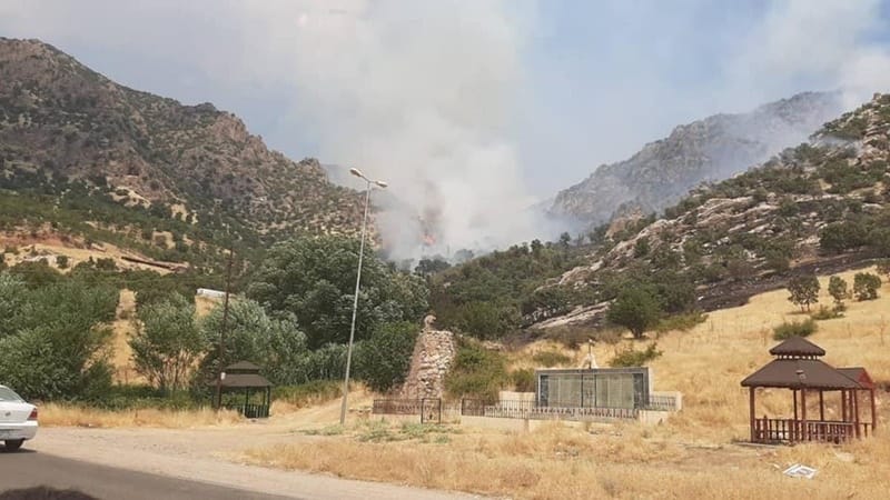 احتجاج كردي على قصف مخيّم مخمور: أنقرة تعادي كل ما هو كردي والأمم المتحدة تعلم!