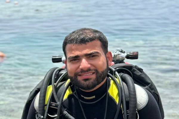 غواص عراقي يحقق في مصر أعمق غوصة حصل فيها أعلى شهادة