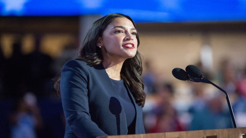 "هجوم ينتهك القانون الدولي".. نائبة أمريكية تطالب بالتحقيق بدور بلادها في هجوم الـ"بيجر" في لبنان