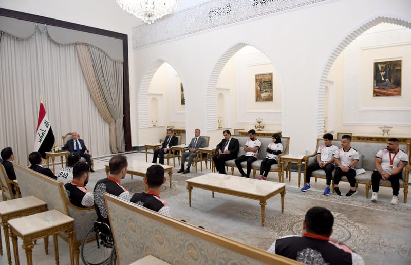 رئيس الجمهورية يكرّم الرياضيين الابطال الحائزين على مراكز متقدمة بدورة الألعاب البارالمبية