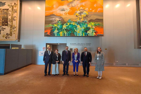 المؤيد يطالب الاتحاد الدولي للاتصالات بمعالجة الفجوة الرقمية في العراق