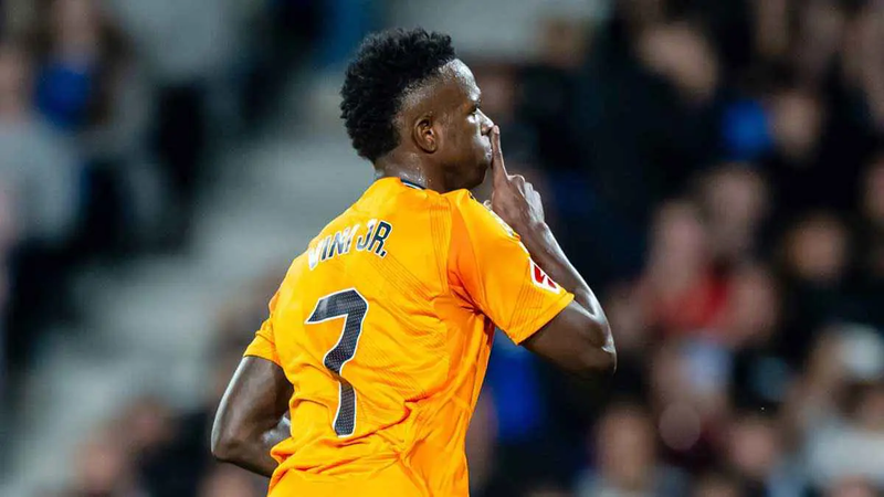 يتم تجهيز أقنعة.. جماهير أتلتيكو تخطط لمهاجمة فينيسيوس (صور)