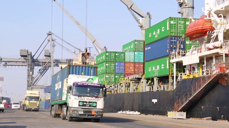 بعد «تحذيرات» الحسيني.. مجلس البصرة ينفي وجود 4000 طن من المتفجرات في الموانئ