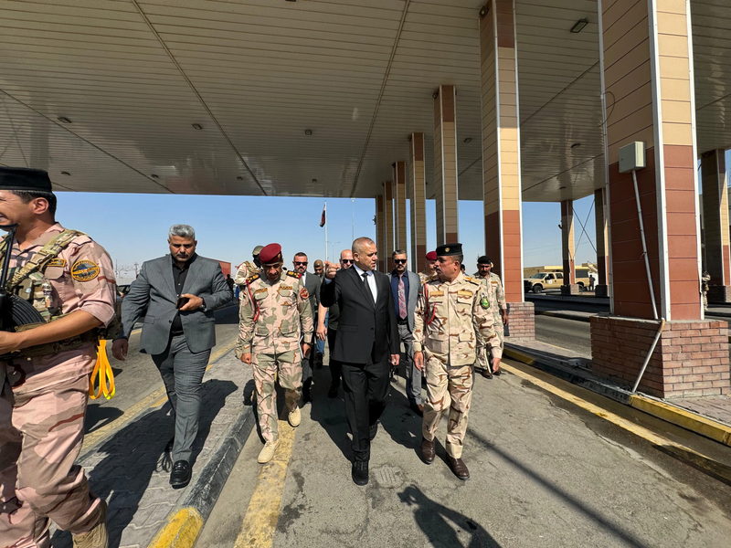 مدير عام موانئ العراق يوجّه بتشديد الإجراءات الأمنية بشحن وتفريغ البضائع تحسباً لأي طارئ