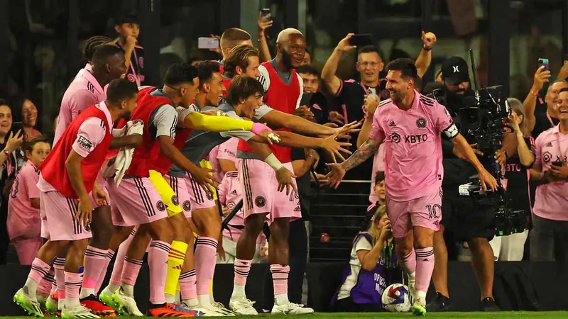 باريس سان جيرمان "دفع ثمن" رحيل ميسي