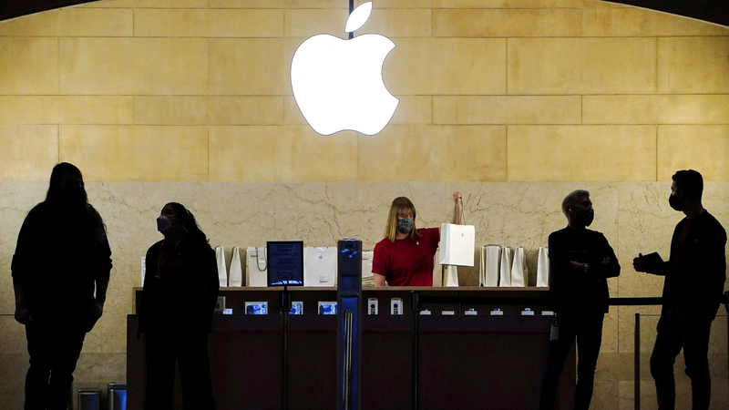 بطريقة احتيالية.. صينيان يكبدان "أبل" خسارة بـ 2.5 مليون دولار