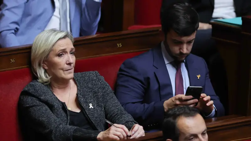 فرنسا.. استجواب زعيمة اليمين المتشدد "لوبان" بتهمة اختلاس أموال