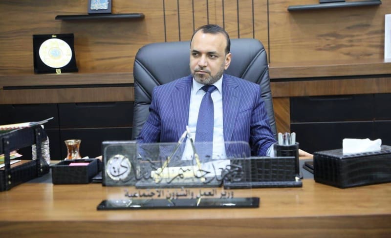 وزير العمل: اشترطنا على الشركات الاستثمارية منح العمالة العراقية الحصة الأكبر من فرص العمل