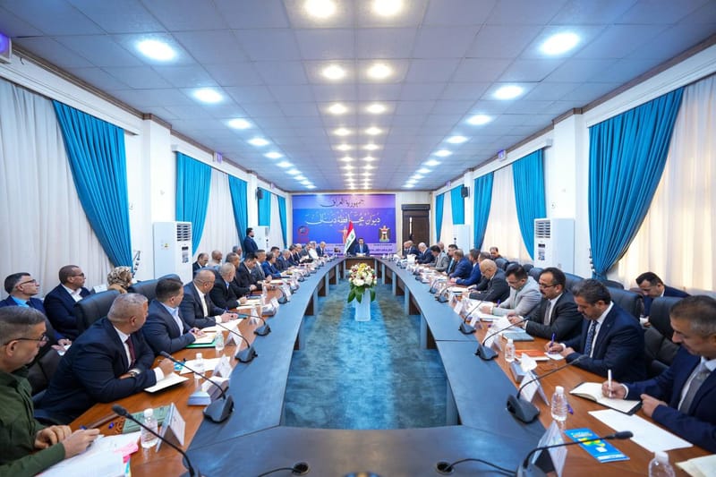 السوداني يترأس اجتماعاً لمسؤولي الدوائر والتشكيلات الخدمية في ديالى