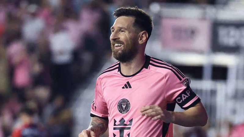 ميسي يبصم على أرقام قياسية مع إنتر ميامي