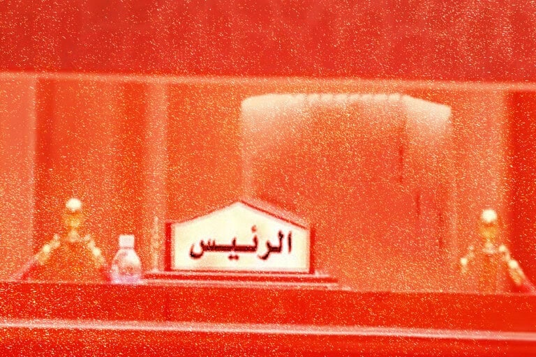 «جلسة السبت».. هل تحسم أزمة «الرئيس» أم تعمق «الصراع السني»؟