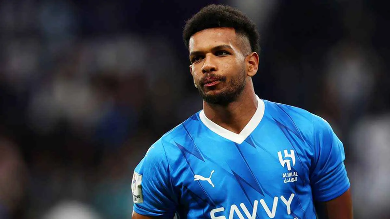 أنا راجع.. تصريح مثير من علي البليهي حول توقفه عن المناوشات