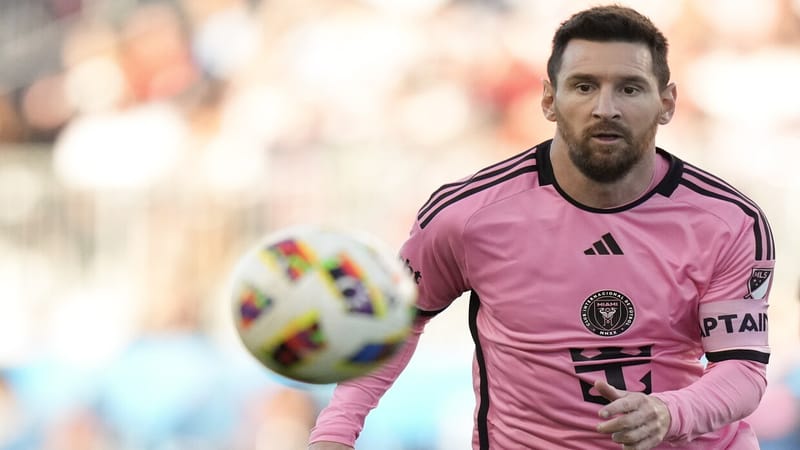 "بعد تصريحات مدرب إنتر ميامي".. ميسي يحسم مستقبله برسالة