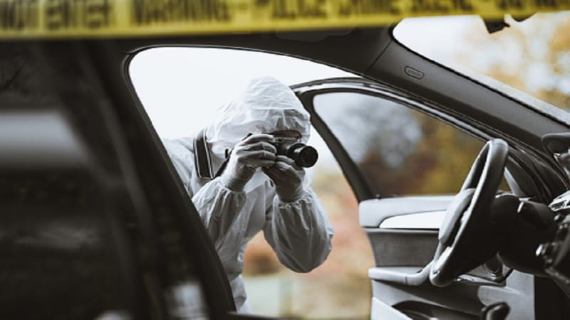 ما الذي كشفته التحقيقات في سيارة الحاخام الإسرائيلي المقتول في الإمارات؟