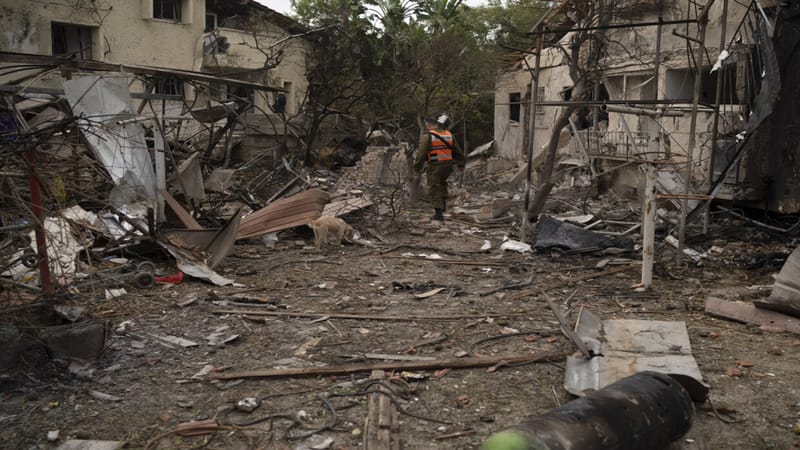 الجيش الإسرائيلي: "حزب الله" أطلق 250 صاروخا على إسرائيل يوم الأحد