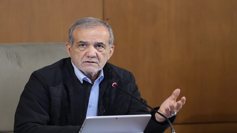 بزشكيان حول الوضع بسوريا: يتوجب على الدول الإسلامية التدخل