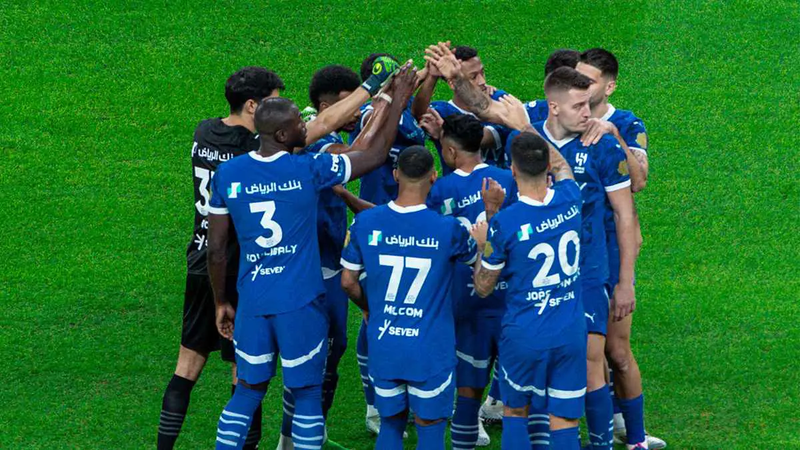 بقرار غريب.. "فيفا" يظلم الهلال السعودي