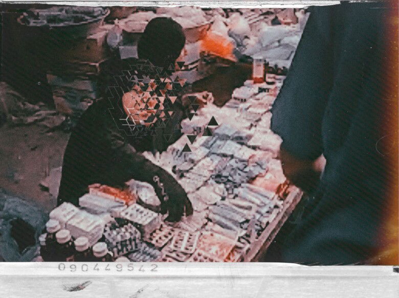 «أطباء الأرصفة» يساهمون بتمريرها .. أدوية مغشوشة ومنتهية الصلاحية تجد طريقها للبيع