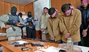 اعتقال 19 متاجراً بالمخدرات وضبط 90 كغم مواد مخدرة بحوزتهم في 3 محافظات عراقية