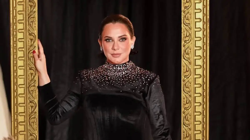 سلاف فواخرجي تفاجئ متابعيها بتعديل موقفها بعد سقوط الأسد