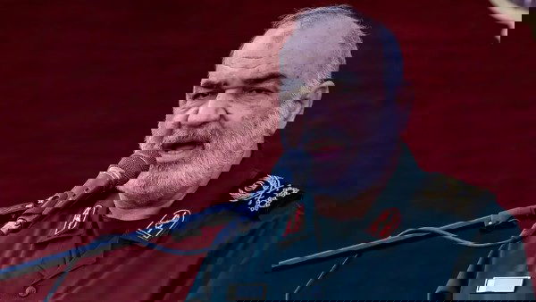 قائد الحرس الثوري: لم يكن من المنطق أن نقاتل بدلاً من الجيش السوري