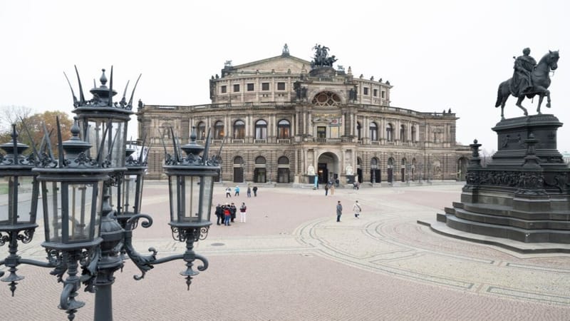 حالات مرضية غامضة أثناء عرض في دار أوبرا بألمانيا