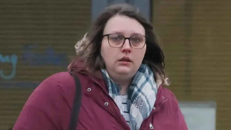 "قتلت رضيعها".. لعبة عابرة تقود سيدة بريطانية إلى السجن