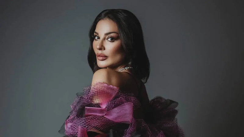 نادين نسيب نجيم ترد على انتقادات سترة مايكل جاكسون