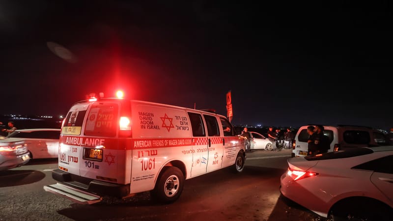 الإسعاف الإسرائيلي: إصابة أكثر من 20 شخصا أثناء توجههم إلى الملاجئ بعد الإنذار بإطلاق صاروخ من اليمن