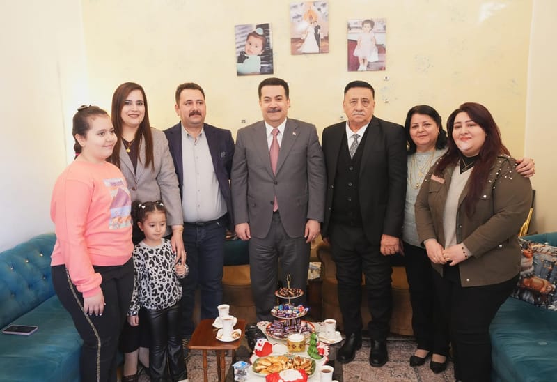 رئيس الوزراء: الاحتفال مع المسيحيين يأتي انطلاقاً من وحدة الرسالات السماوية المسيحية والإسلامية