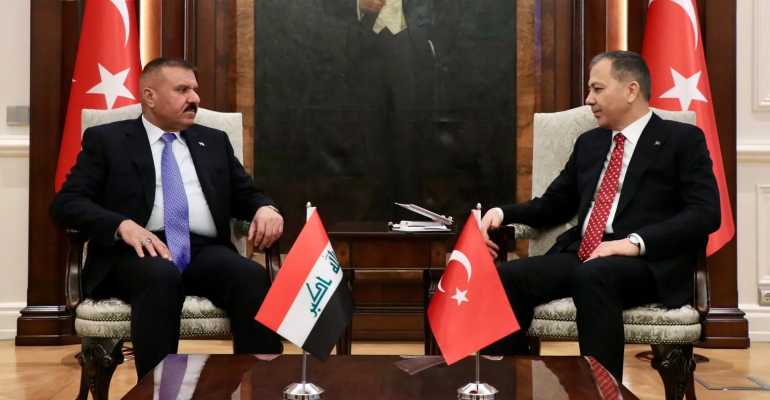 وزير الداخلية يبحث مع نظيره التركي تأمين الحدود المُشتركة