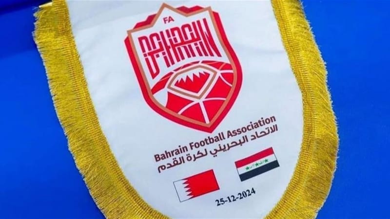 "علم صدام حسين" يثير غضب العراقيين.. قصة ما حصل بمباراة العراق والبحرين (صورة)