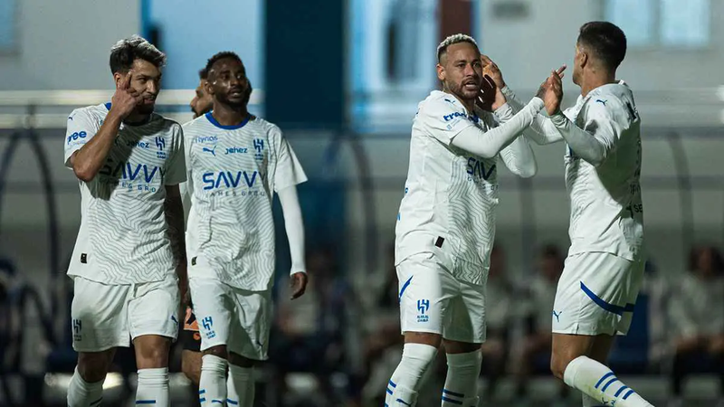 نيمار يمنح الهلال "أعظم صفقات الموسم"