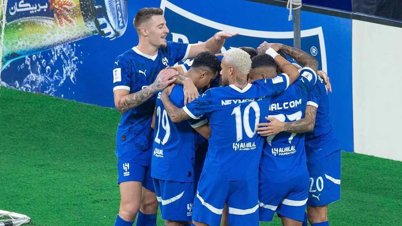 قبل الكلاسيكو.. الهلال يتلقى ضربة بسبب "خليجي 26"