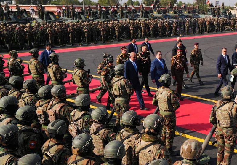 السوداني يتعهد بتطوير قدرات الجيش العراقي