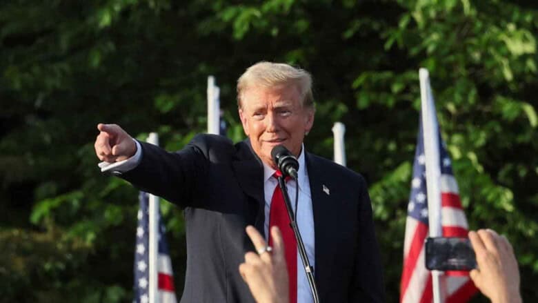 إيران تهدد إدارة ترامب الجديدة بصراع عسكري طويل الأمد