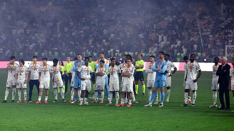 عار مطلق وأقيلوه فورا.. "اضطرابات" في ريال مدريد بعد خسارة الكلاسيكو