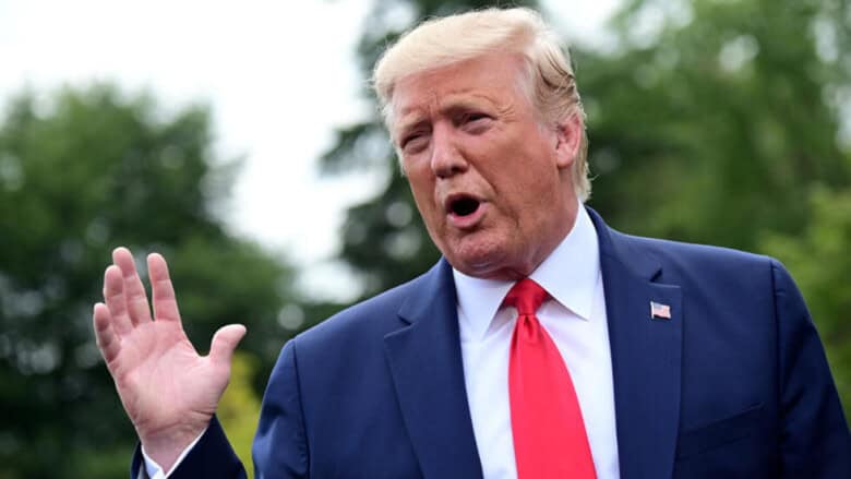 ترامب يستعد لتنفيذ وعده بحملة ترحيل واسعة للمهاجرين في شيكاغو