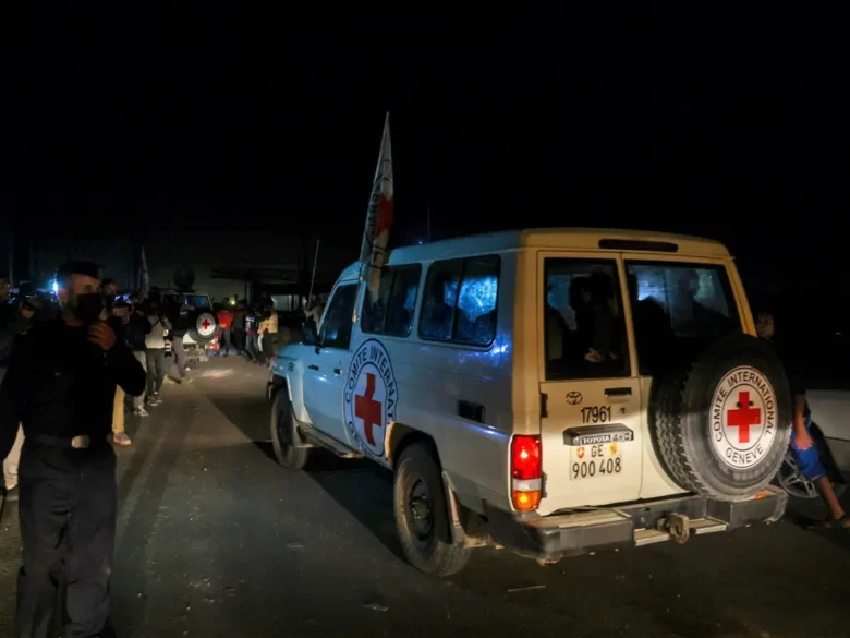 تسليم الدفعة الثالثة من الاسرى الإسرائيليين.. هل حُلت عقدة أربيل؟