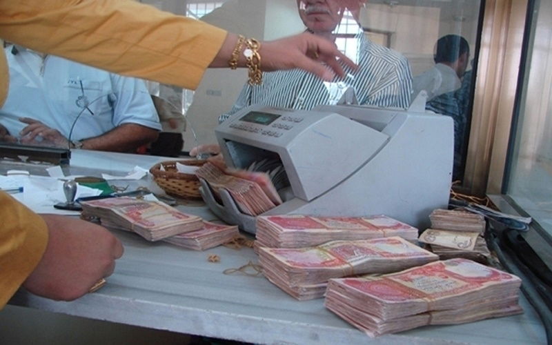 لماذا تعارض حكومة كردستان توطين الرواتب؟.. هل فعلا يقلل من الصلاحيات الدستورية؟