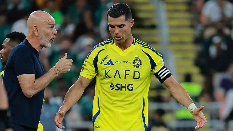 موقف كريستيانو رونالدو من السفر إلى إيران