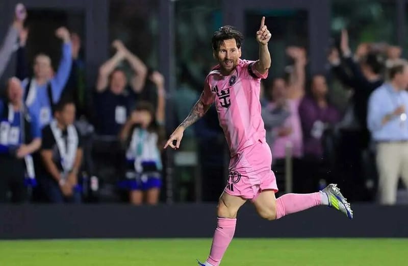 ميسي يقود قائمة شابة لمنتخب الأرجنتين لمواجهة أوروغواي والبرازيل