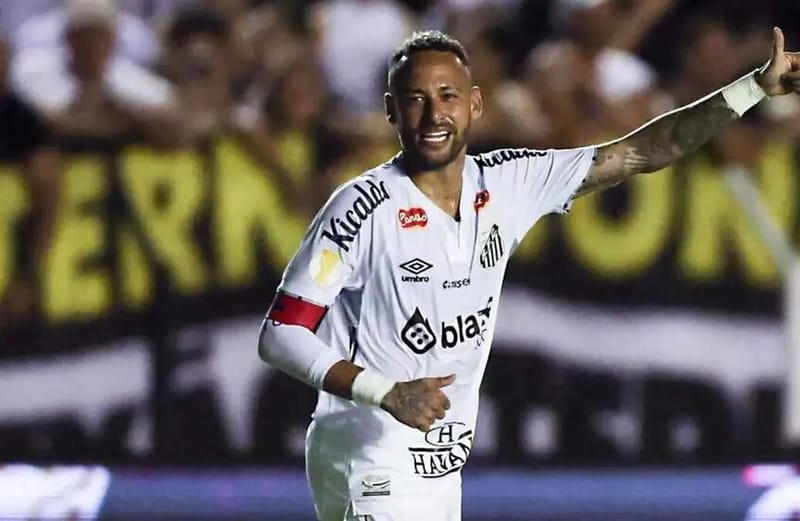 رغم التألق مع سانتوس.. برشلونة يضع شرطا أوليا لعودة نيمار إلى صفوفه