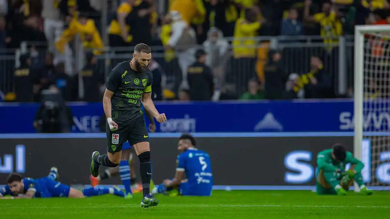 كيف حرم بنزيما الاتحاد من "جوهرة ثمينة"؟